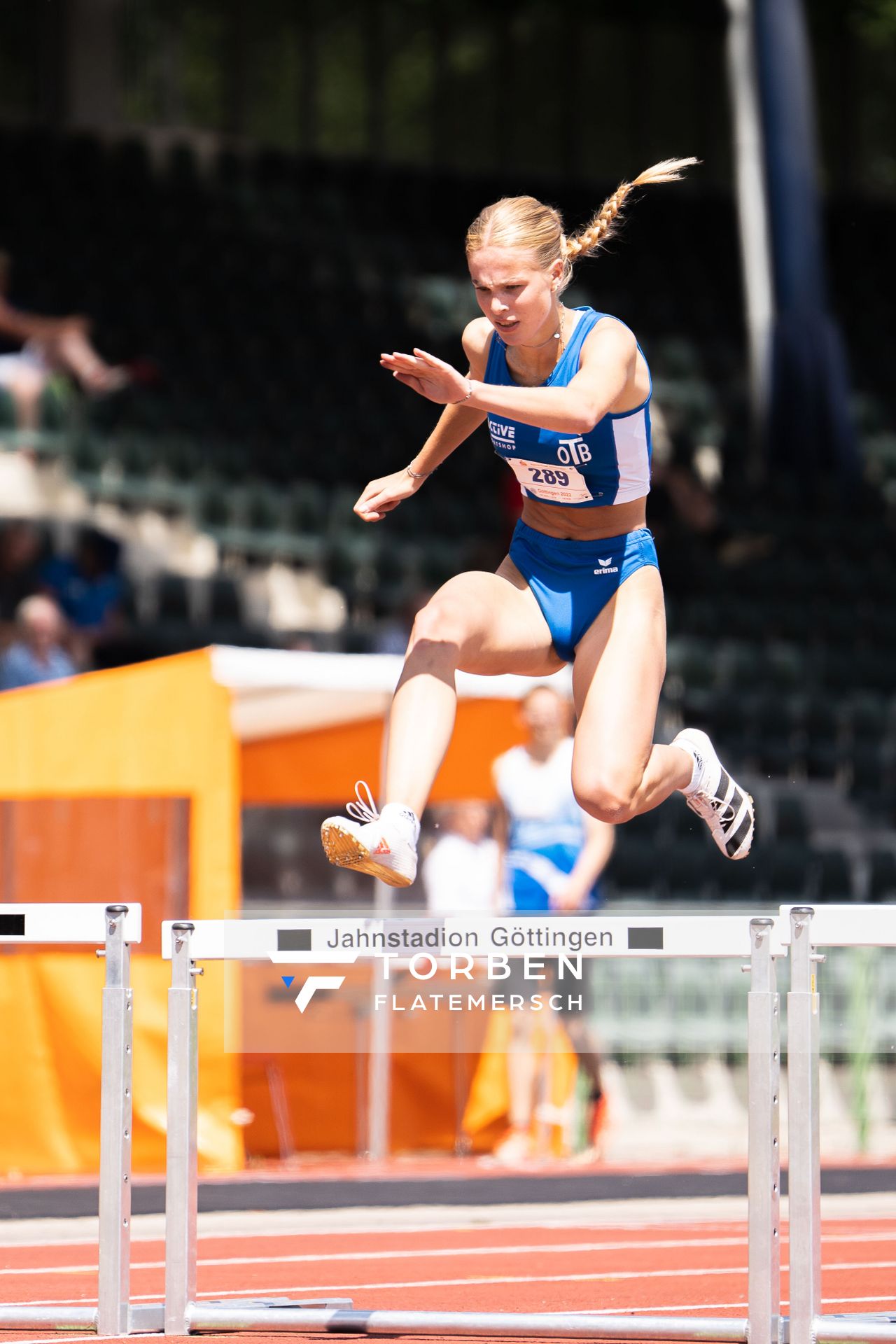 Marlene Stoehr (OTB Osnabrueck) ueber 400m Huerden am 02.07.2022 waehrend den NLV+BLV Leichtathletik-Landesmeisterschaften im Jahnstadion in Goettingen (Tag 1)